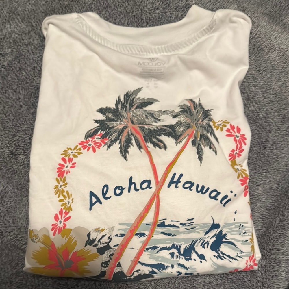 Volcom White and Red Short Sleeve Tee